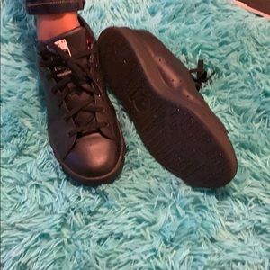 Size men 7 women 8.5 Black Adidas
